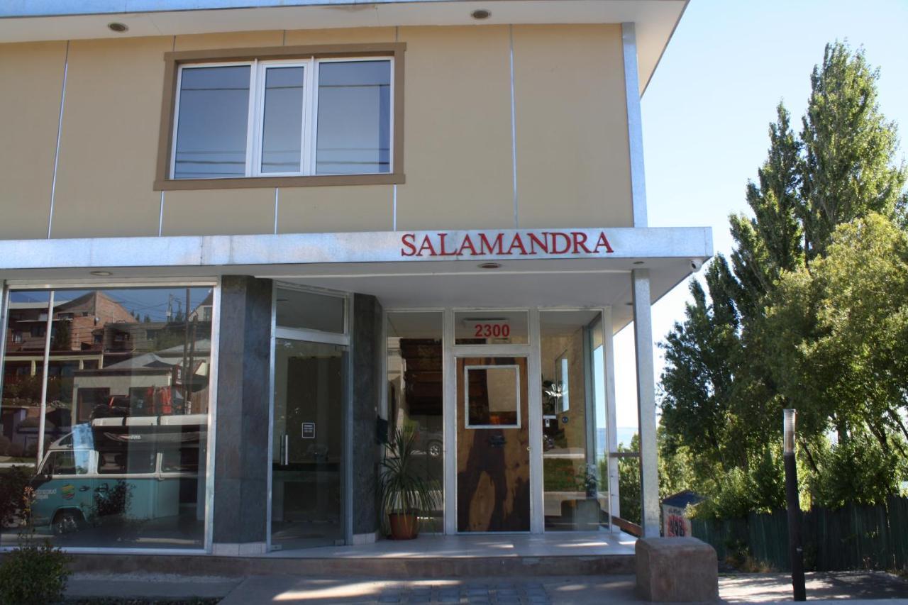 Salamandra Apartamentos El Calafate Esterno foto